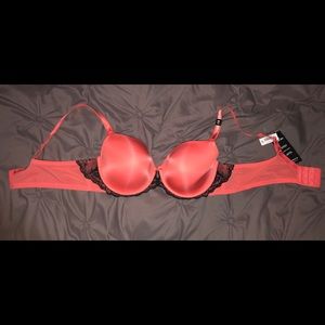 NWT Torrid Sexy T-shirt Bra 44B
